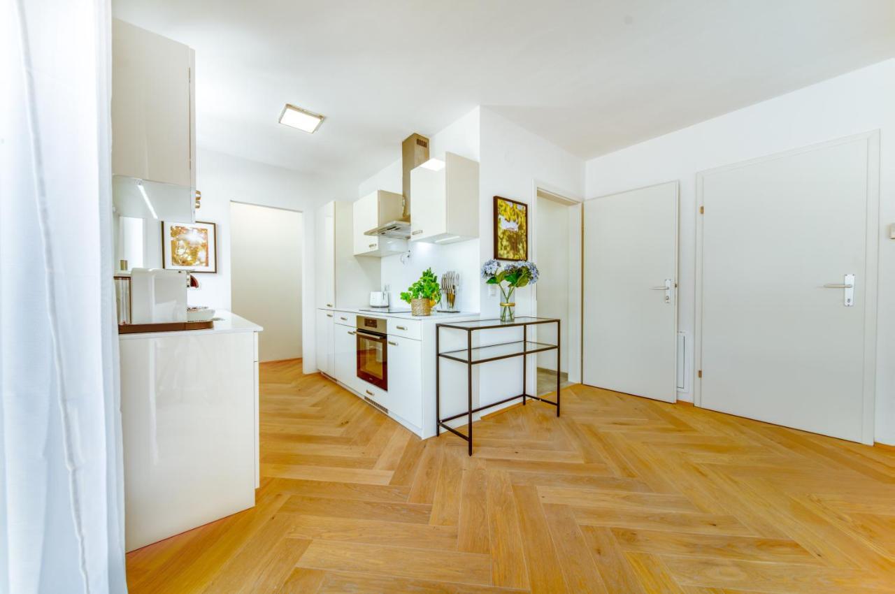 Smile Apartments Burggasse Krems an der Donau Eksteriør billede